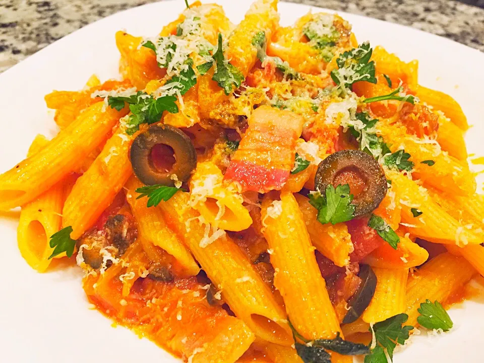 Snapdishの料理写真:Penne all'Amatriciana|Fabio  Palmieriさん