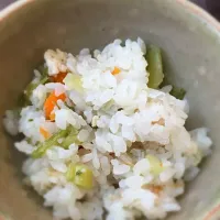 Snapdishの料理写真:中華風炊き込み御飯|Arisa  Iwakawaさん