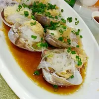 Snapdishの料理写真:Steamed seafood with noodles|Arthurさん