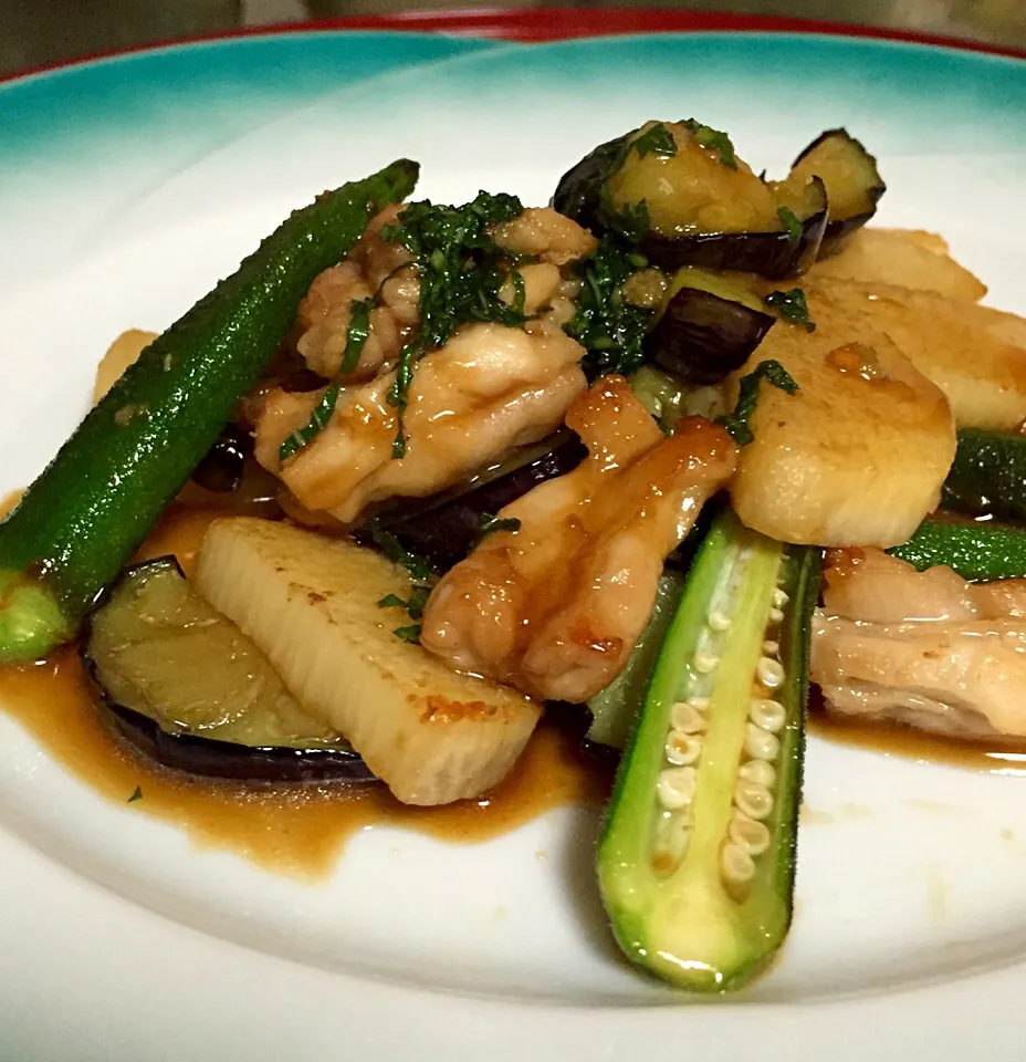 鶏せせり肉とお野菜の炒め シークワーサー胡椒とバジルのソースがけ|ちこさん