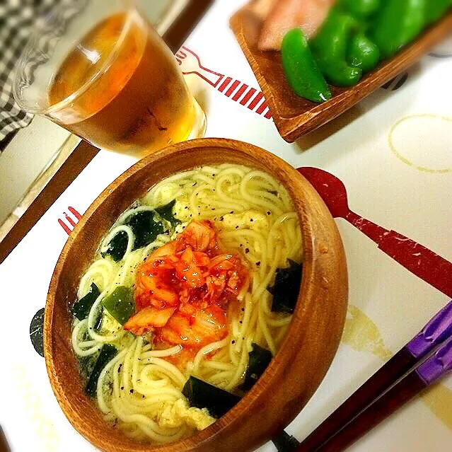 糖質制限⑅︎◡̈︎*０糖麺でキムチラーメン❀.❀.|もえかなやんさん