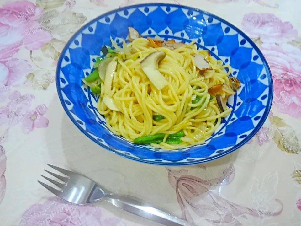 Snapdishの料理写真:ベーコンとエリンギのパスタ|たえさん