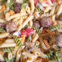 Rotini pasta with chicken meatballs|Fitchellaさん