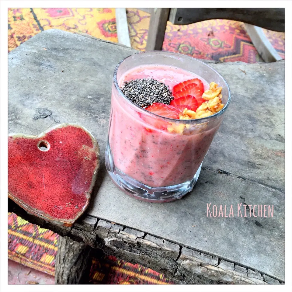 Berry chia smoothie|Koalaさん