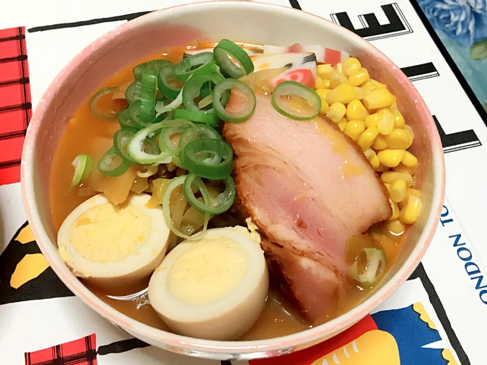 Miso ramen noodles|elaine joy kimuraさん