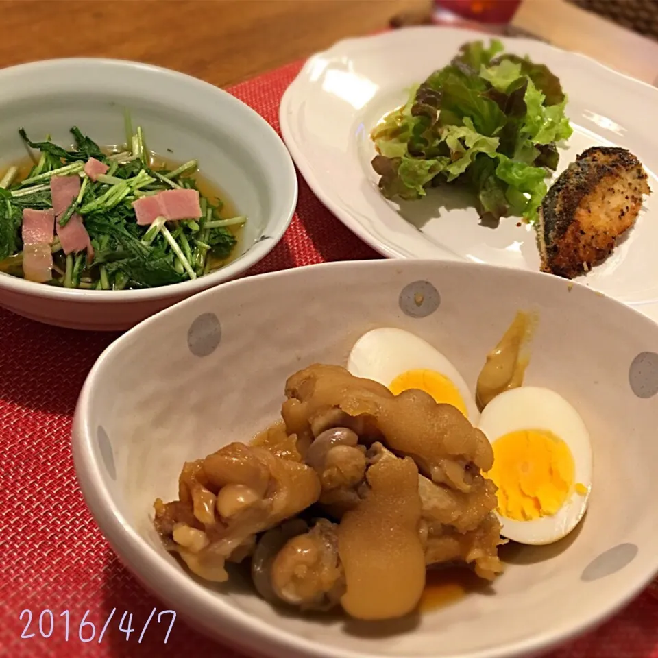 Snapdishの料理写真:鮭のチーズパン粉焼き
豚足の煮込み
水菜とベーコンのおひたし|𓇼 Ⓢ Ⓗ Ⓘ Ⓝ Ⓞ Ⓑ Ⓤ 𓇼さん