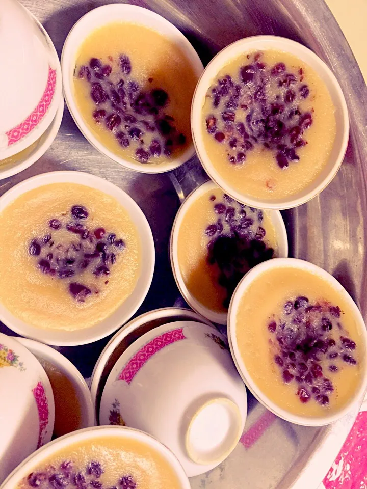 Snapdishの料理写真:香港小吃•砵仔榚 Red Beans Pudding|Cloeyさん