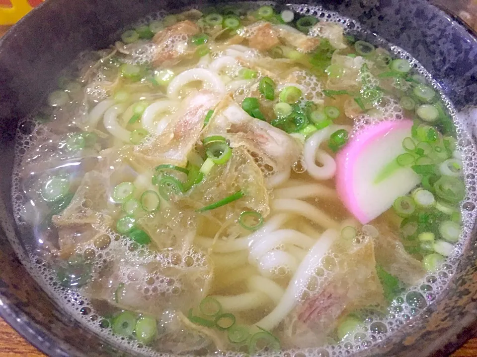 Snapdishの料理写真:長田名物 油かすうどん|pipioujiさん