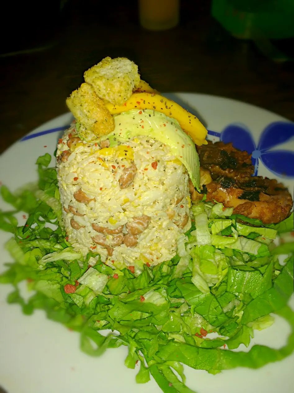 Snapdishの料理写真:Ensalada de arroz con frijol|Javier Rdz.さん