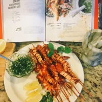 Snapdishの料理写真:Get grilling with #kimstercookstagram 🔥🔥🍤🍤 Grilled Garlic-Soy Shrimp inspired by #chrissyteigen and my own special dipping sauce 🍵. Chrissy uses soy sauce, garl|Kim N Tranさん