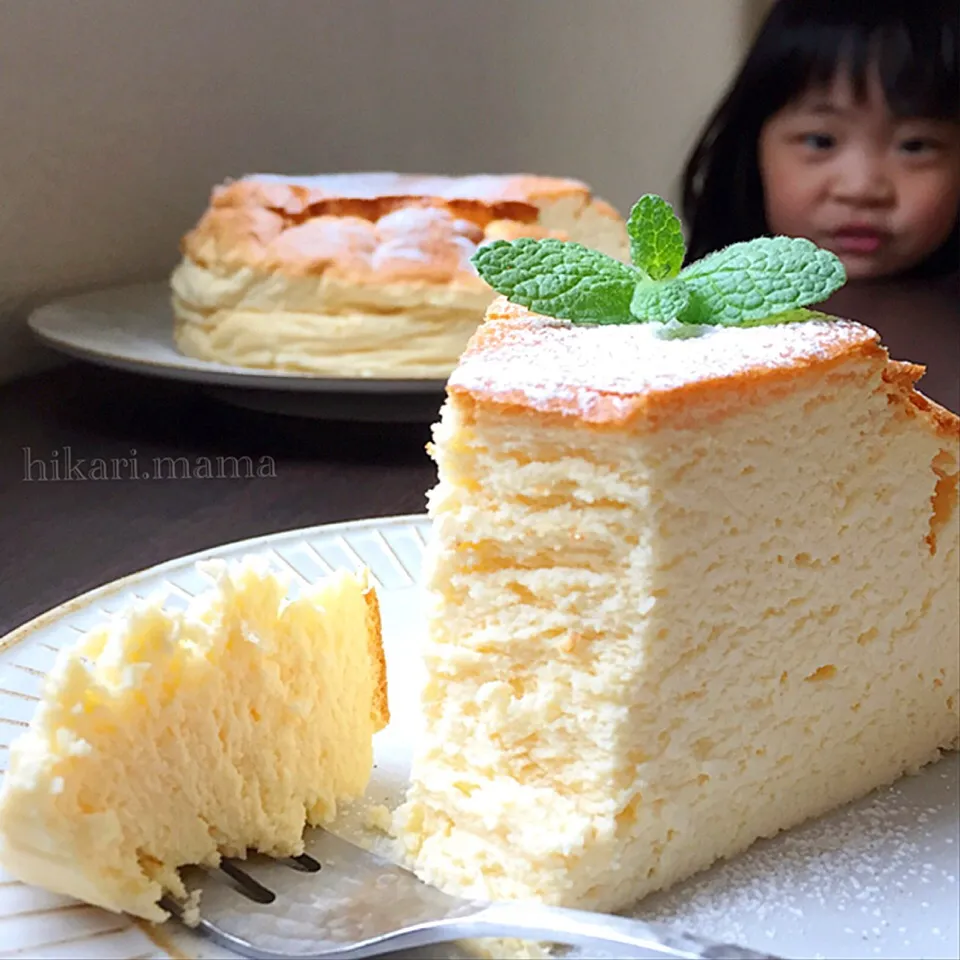 生クリーム不使用♪ヨーグルトでさっぱり✨スフレチーズケーキ( *ˊᵕˋ)ﾉ|ひかりママさん