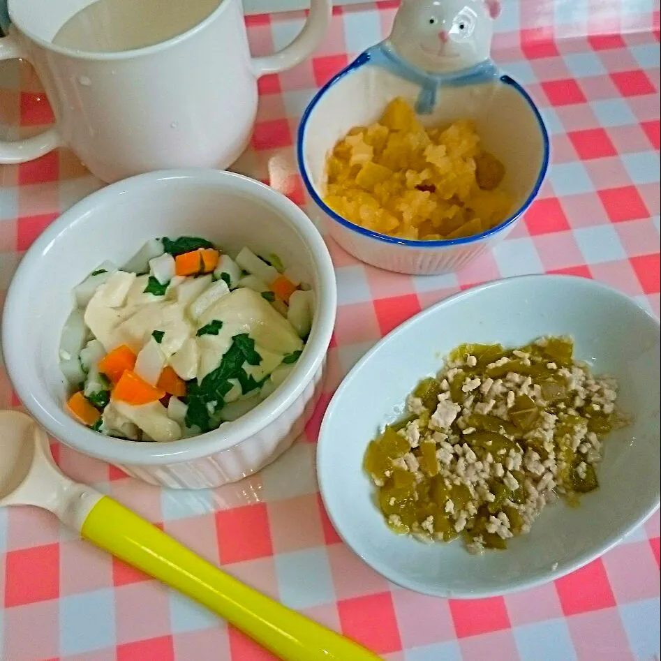 👶豆腐と野菜のうどん・豚肉とピーマン・りんごとさつまいも|chocoさん