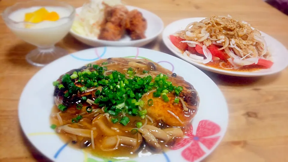 豆腐ハンバーグ＆新たまねぎとトマトのサラダ♪|ぎるママさん