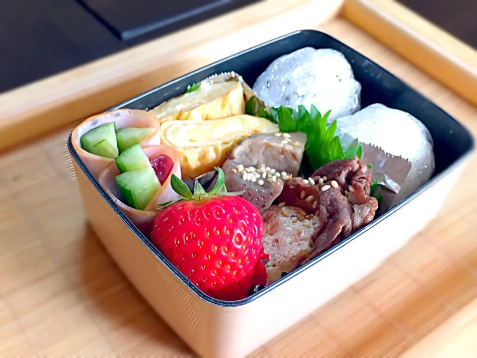 お弁当💕いちご〜〜🍓🍓|りこさん