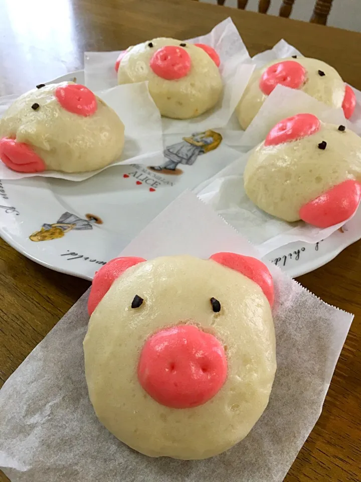 Snapdishの料理写真:豚まん🐷|ちぇりさん