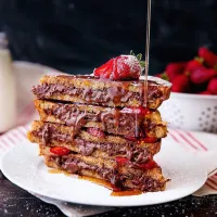 Strawberry Nutella French Toast|苏略略さん