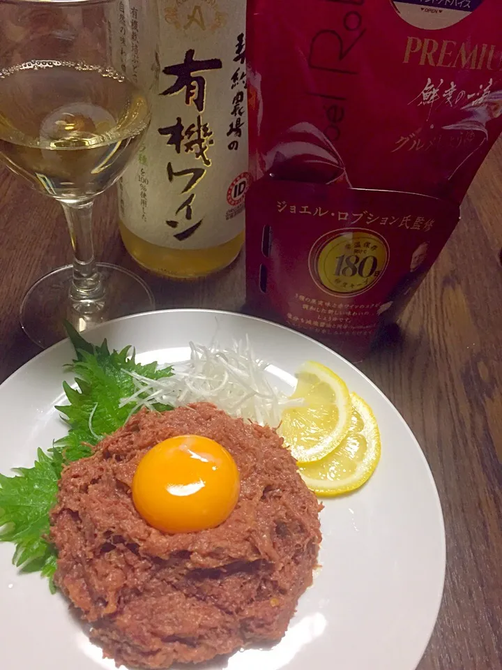 Snapdishの料理写真:コンビーフのユッケ|梛さん