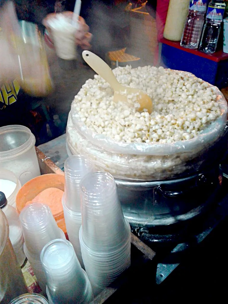 Snapdishの料理写真:steamed white corn with sugar and milk|bonnieさん