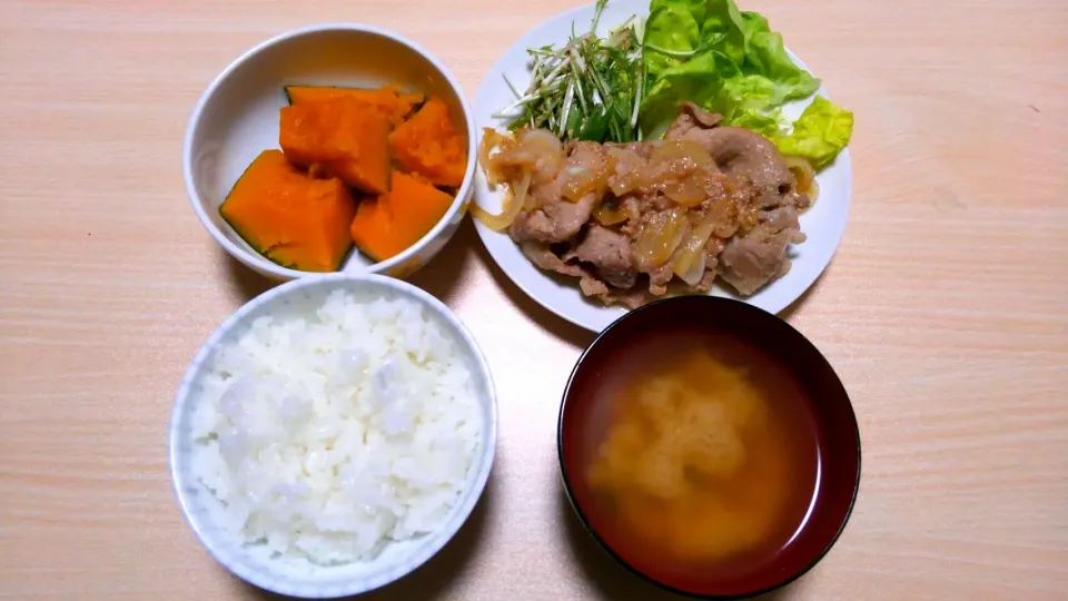 ４月２日　豚の生姜焼き　かぼちゃの塩煮　お味噌汁|いもこ。さん