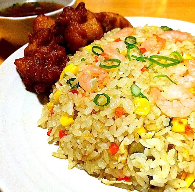 エビチャーハン🍤唐揚げ🍗中華スープ|ガク魁‼︎男飯さん