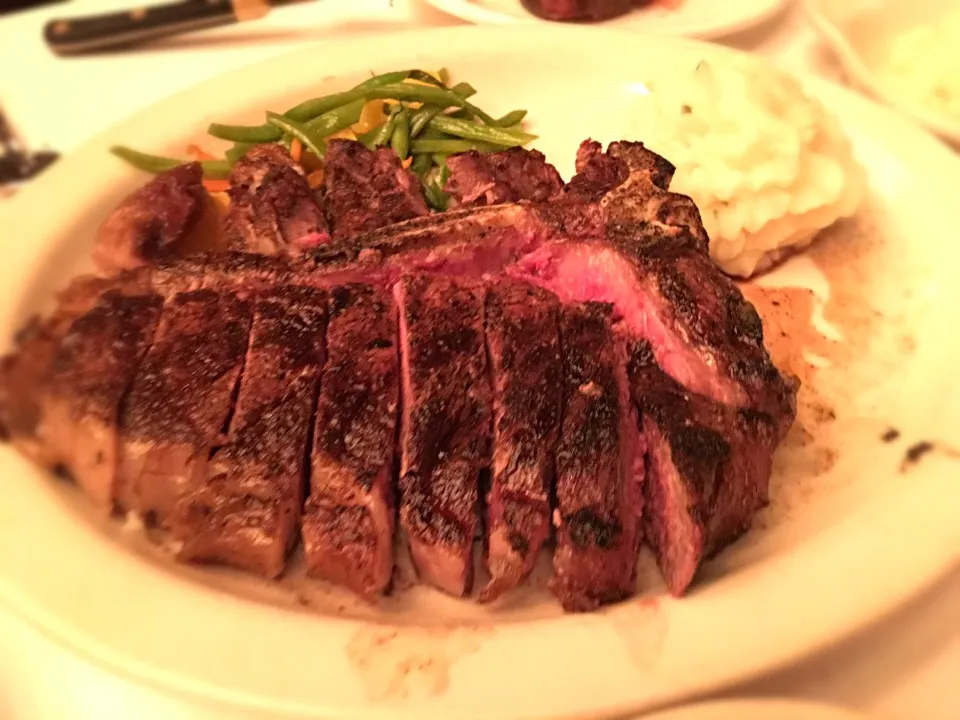 Snapdishの料理写真:T-Bone Steak|とれたまさん