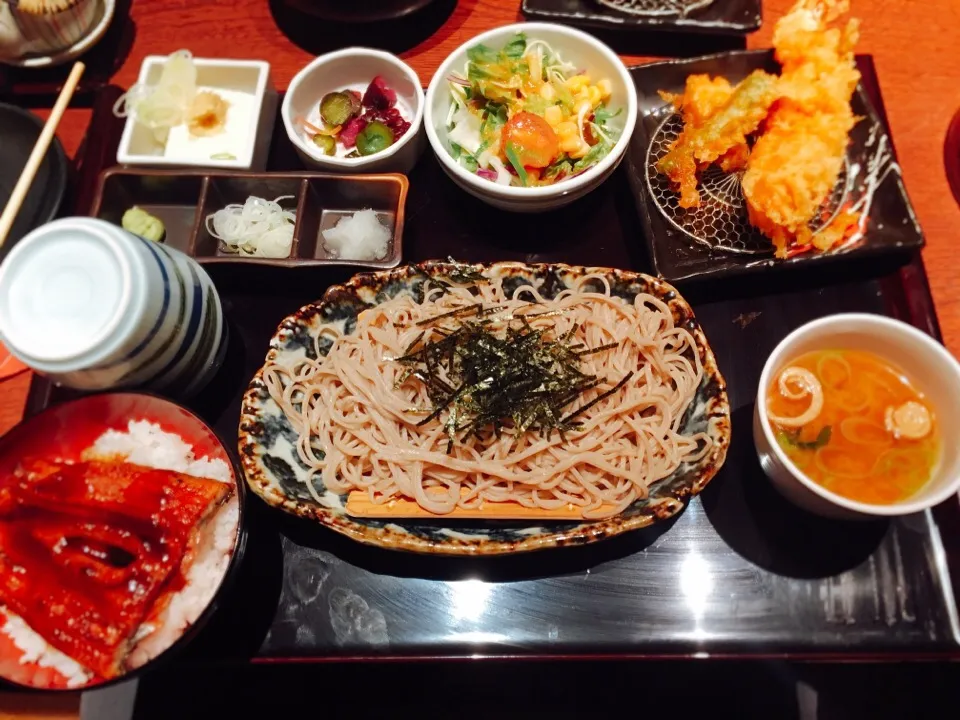 鰻丼と蕎麦|ますおさん