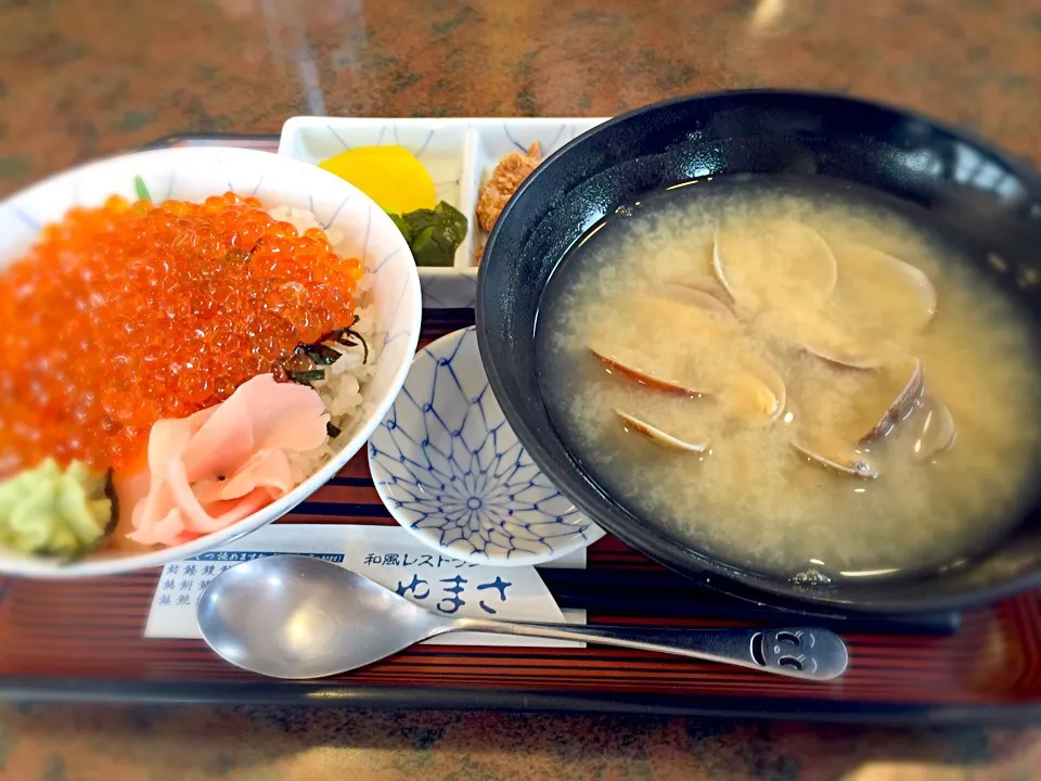 イクラ丼|きょっちさん