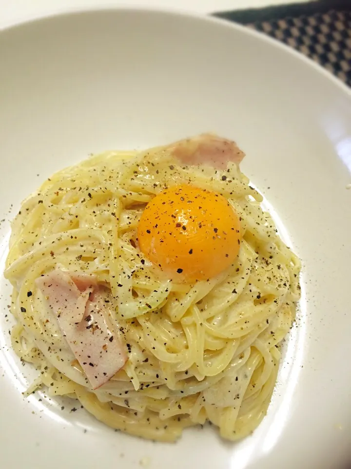 Snapdishの料理写真:昼ご飯 カルボナーラ|しぃ@アボカド中毒さん