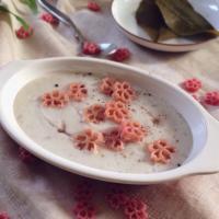 里芋と桜の葉のポタージュスープ