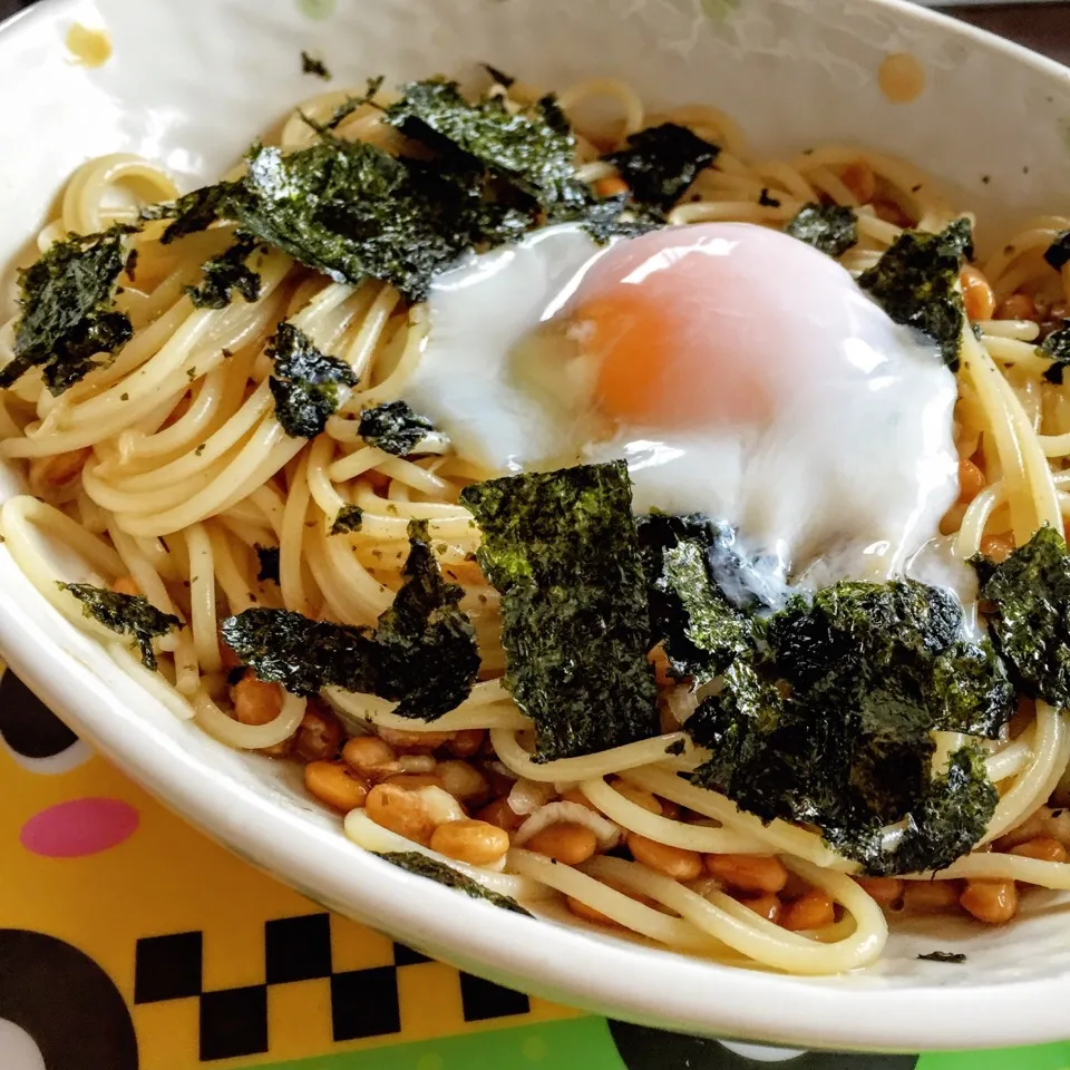 隠し味はお味噌の簡単納豆パスタ◡̈*|ふくろう女子さん