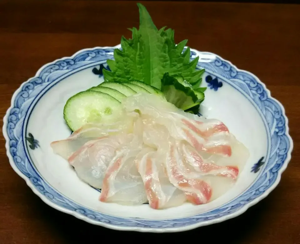 鯛の昆布〆😋|あらいぐまのしっぽさん