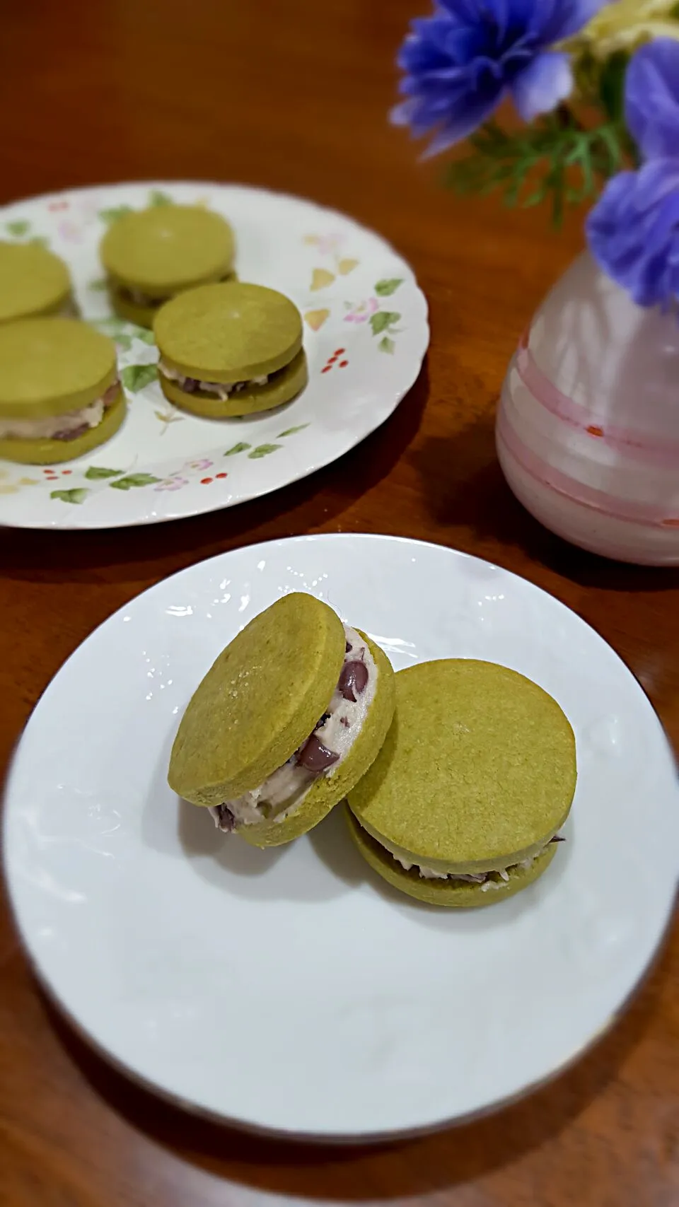 Snapdishの料理写真:抹茶の小豆バターサンドクッキー|ヒロコさん