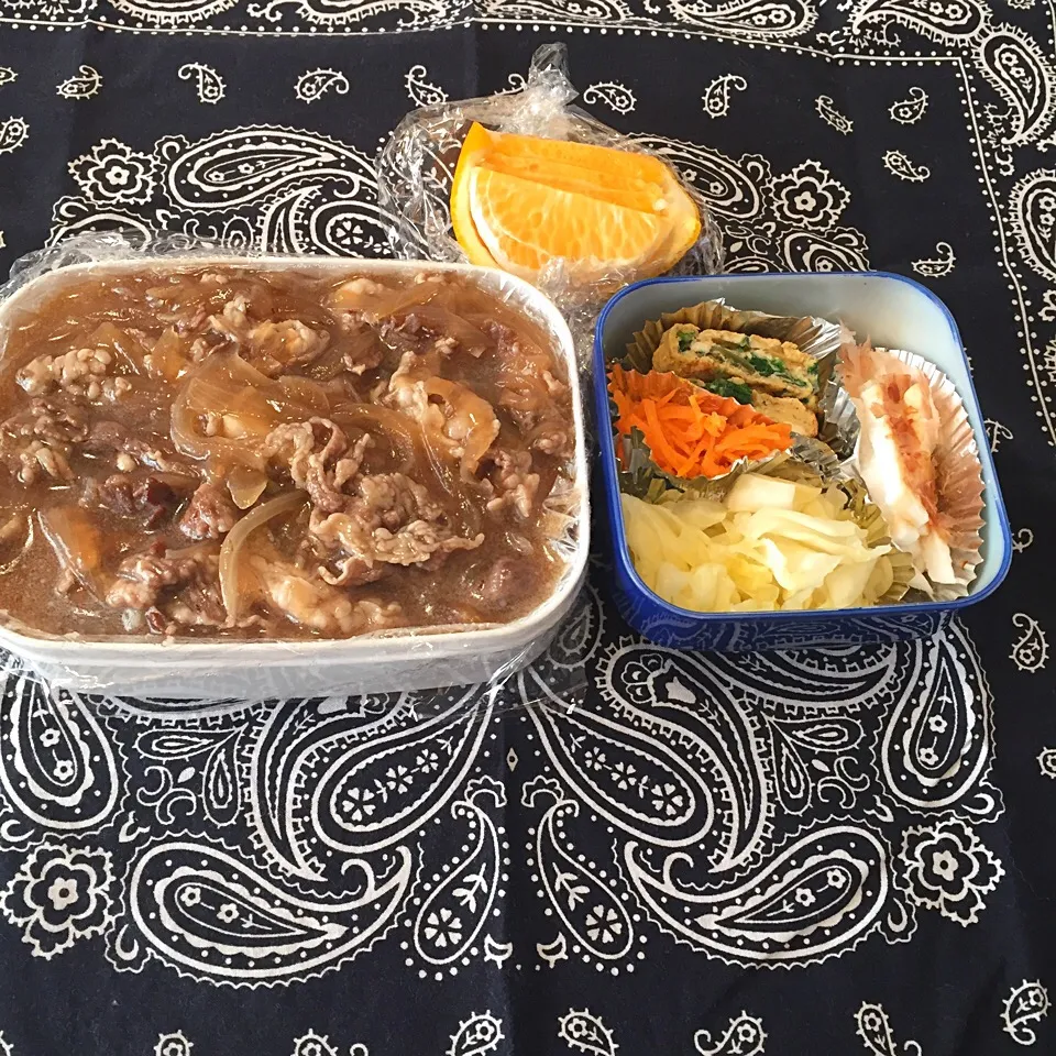 牛丼弁当|とにおさん