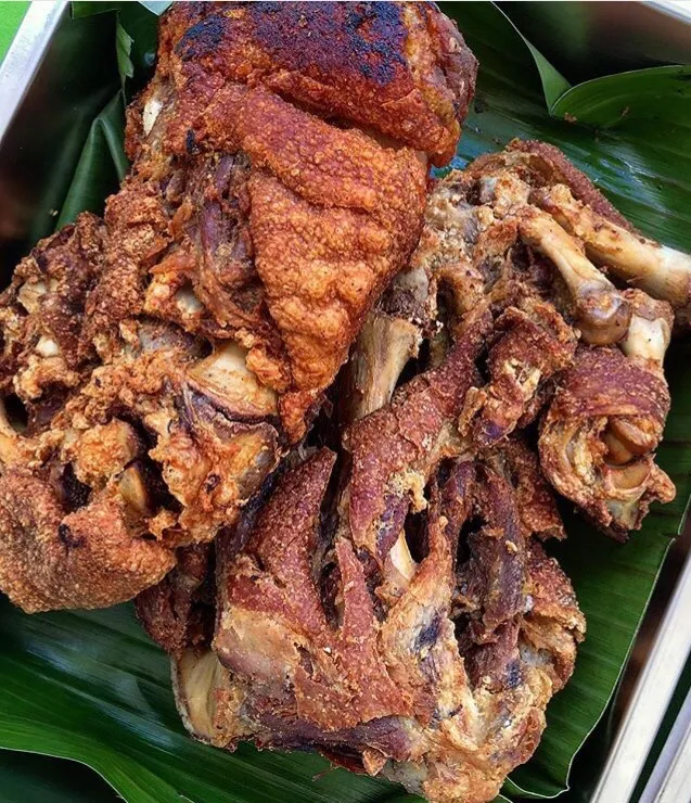 Crispy Pata 🇵🇭 (Healthy living) 😂🍴😅 #crispypata|Food Gardenさん