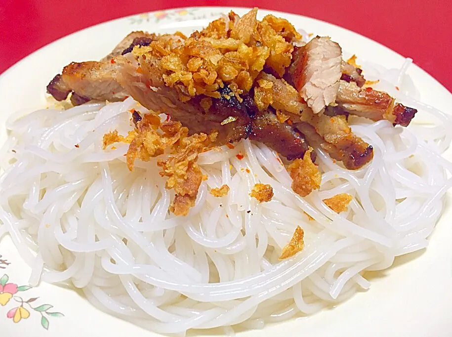 Bun thit nuong - Fried meat with noodles|ハーさん