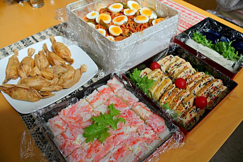 1.5キロのナポリタンも持って行ったよ！
～持ち寄りお花見弁当～