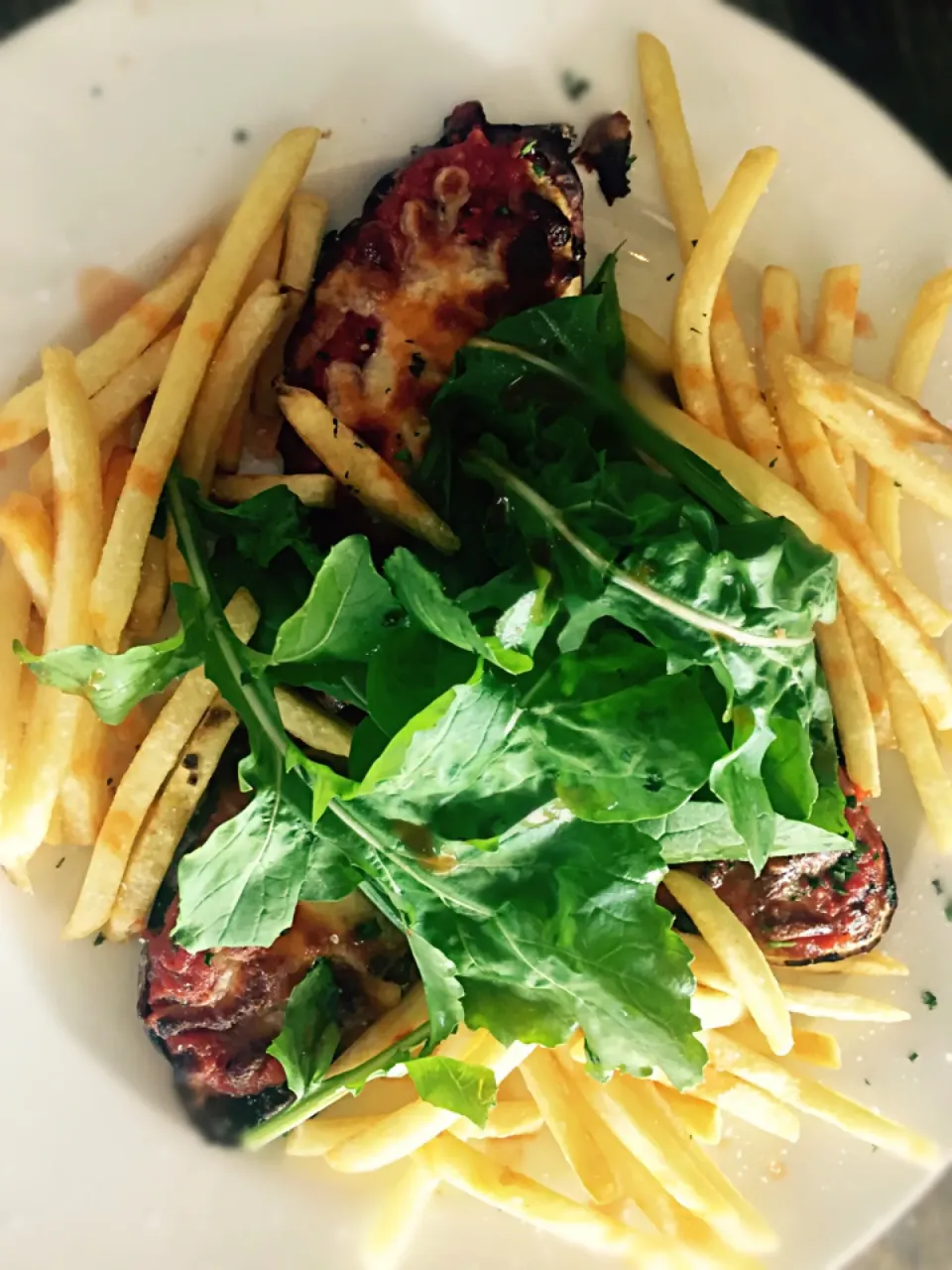 Snapdishの料理写真:Grilled Melanzane: Basil & garlic pomodoro, mozzarella, rocket, tomatoes on a sweet potato bed and fries|Sergio Lacuevaさん