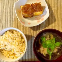 しょうがご飯
厚揚げの玉ねぎあんかけ
スナップエンドウ汁|浦本真依子さん