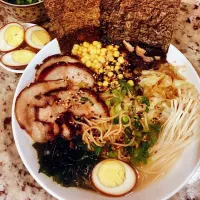 Snapdishの料理写真:My Homemade Tonkotsu ramen !!! Also the cha-shu is also handmade and egg using the cha shu sauce|Kim N Tranさん