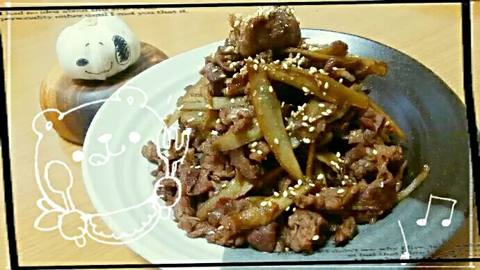 にんにん🙏にんたまジャムを使って🎵
ささがきゴボウと牛肉の甘辛炒め～😋|ひとみんΨ(*´∀｀)Ψさん