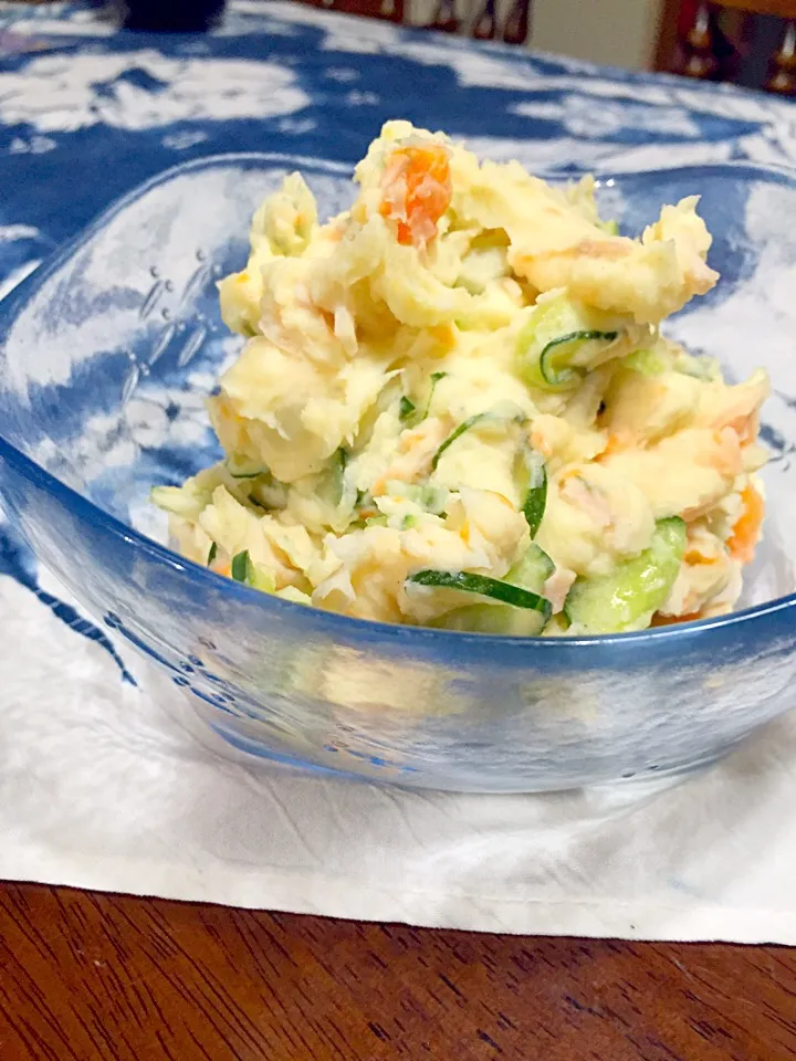 晩ご飯のオカズ、普通のポテサラだょ！ヾ(●´∀｀●)|さくたえさん