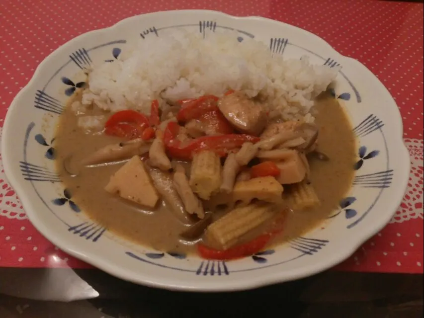 タイカレー
辛くて美味い😊|kamekameさん