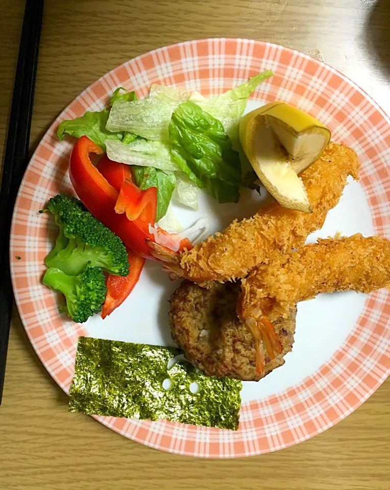 Snapdishの料理写真:テキトー洋食|ケンケンさん