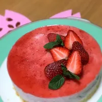 Snapdishの料理写真:あまおうムースケーキ🎂|みどりさん