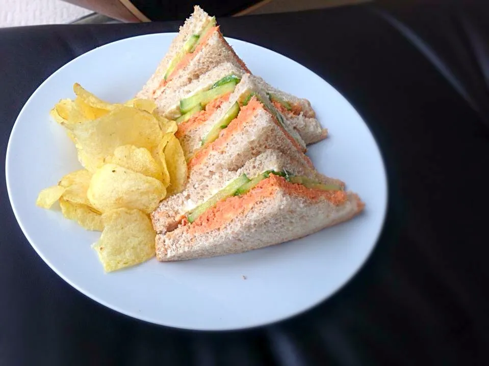 Salmon & cucumber sandwiches , crisps.|Karla Collington Ryderさん