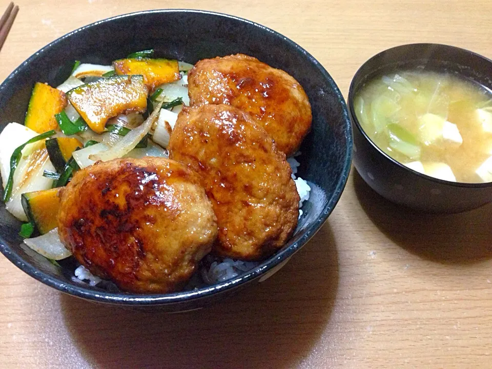 つくね丼|こんこんさん