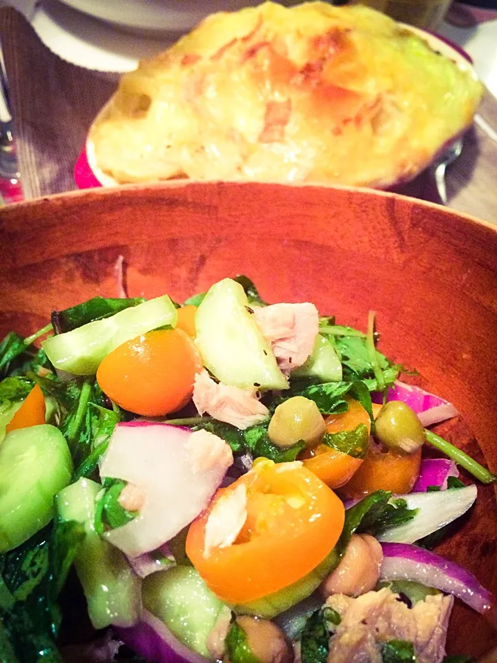 Snapdishの料理写真:Greek-Lebanese style fresh salad with Tartiflette (robluchon cheese)|el sushi de la manchaさん