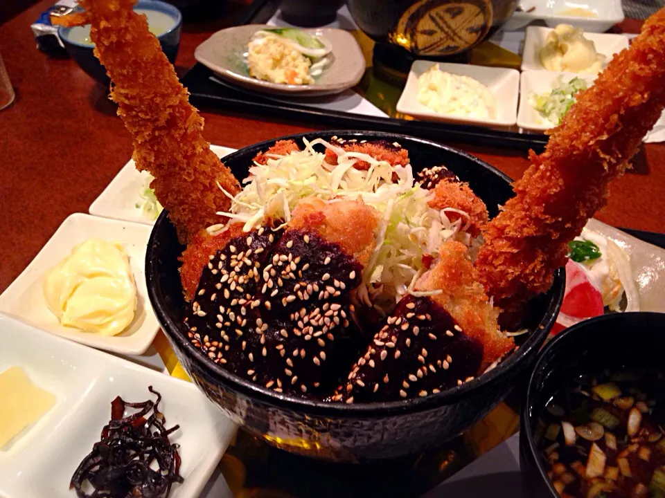 シャチホコ丼|ちっきーさん