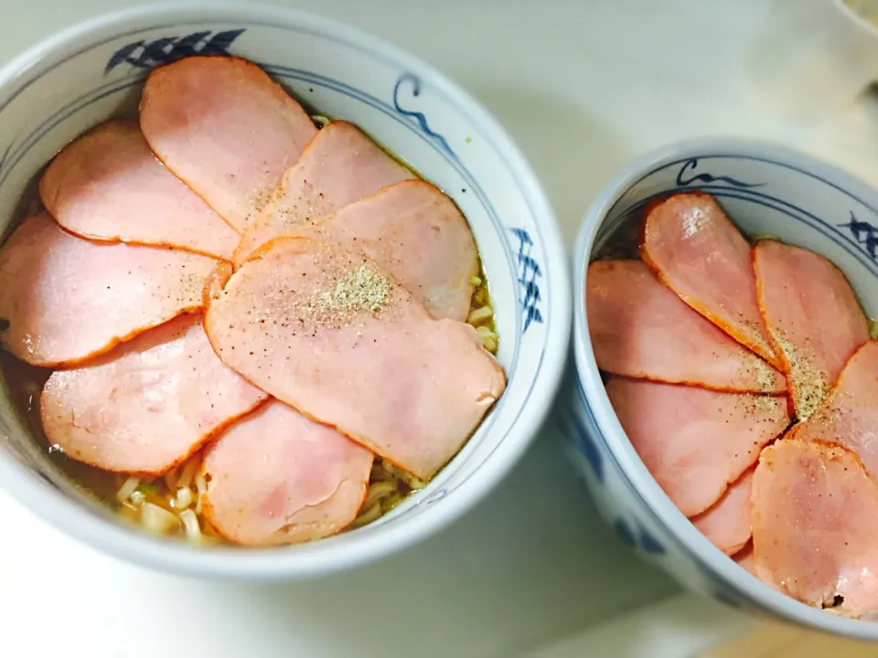 Snapdishの料理写真:手抜きチャーシュー麺|平大さん