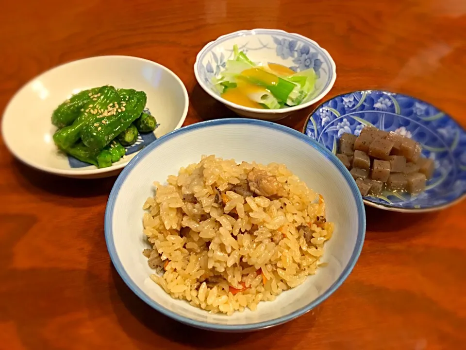 Snapdishの料理写真:鳥五目ご飯|賀持 洋臣さん